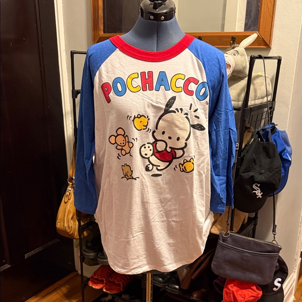 Box lunch Pochacco Raglan Shirt - Red and Blue